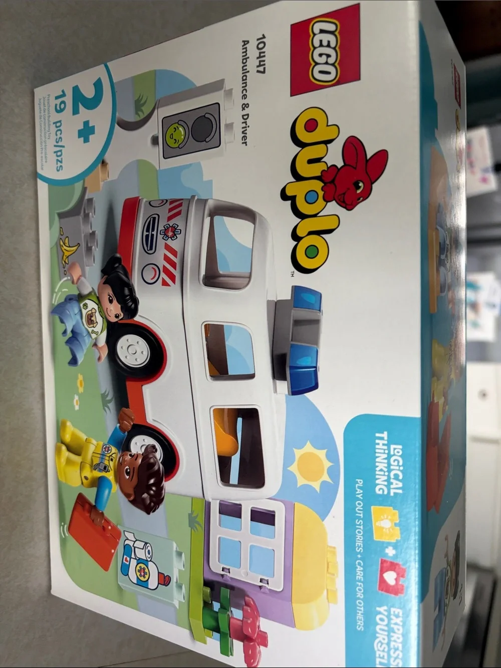 Lego DUPLO White, Red & Blue Ambulance Play Set. New sealed in box.